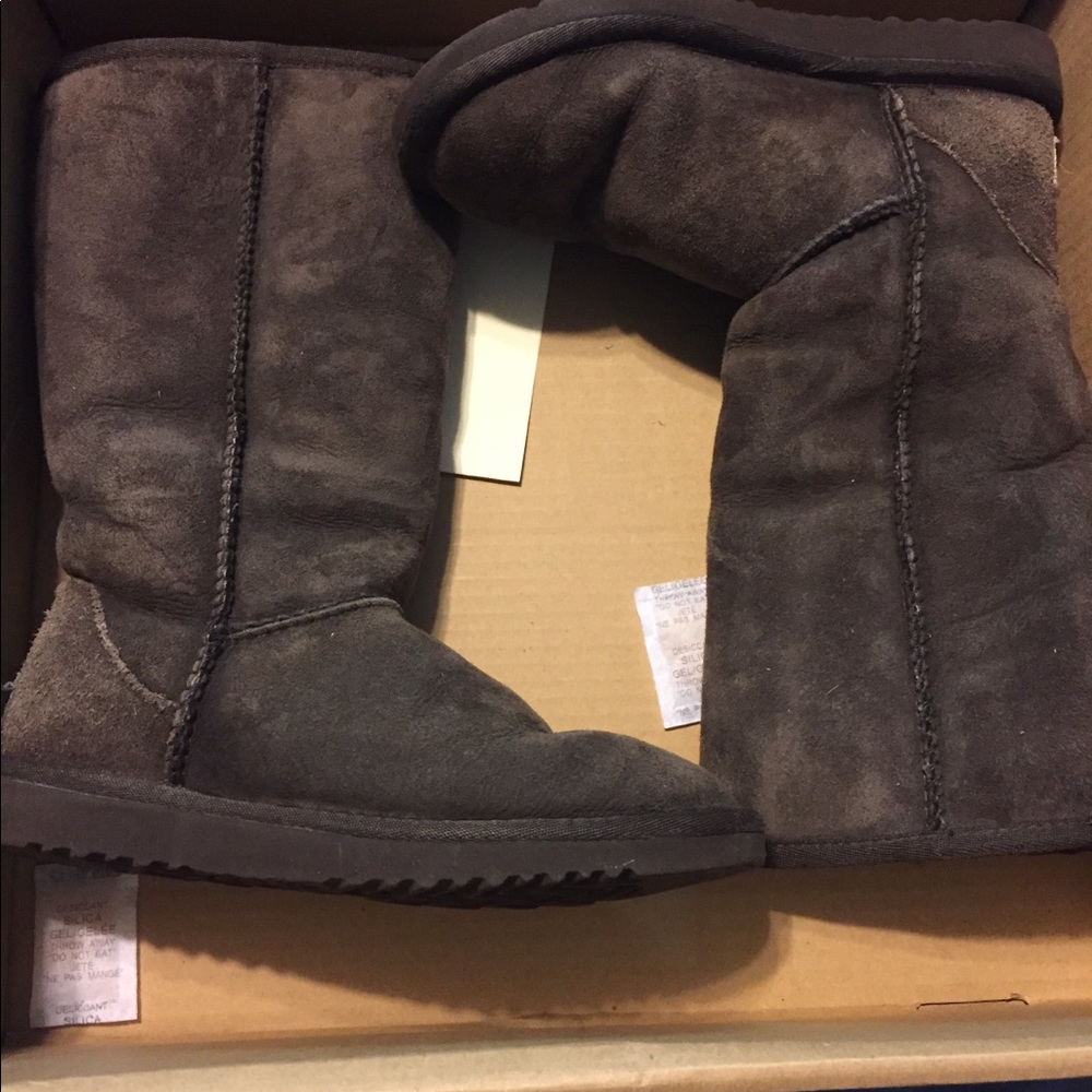 Ugh tall boots - women’s- size 5- chocolate brown